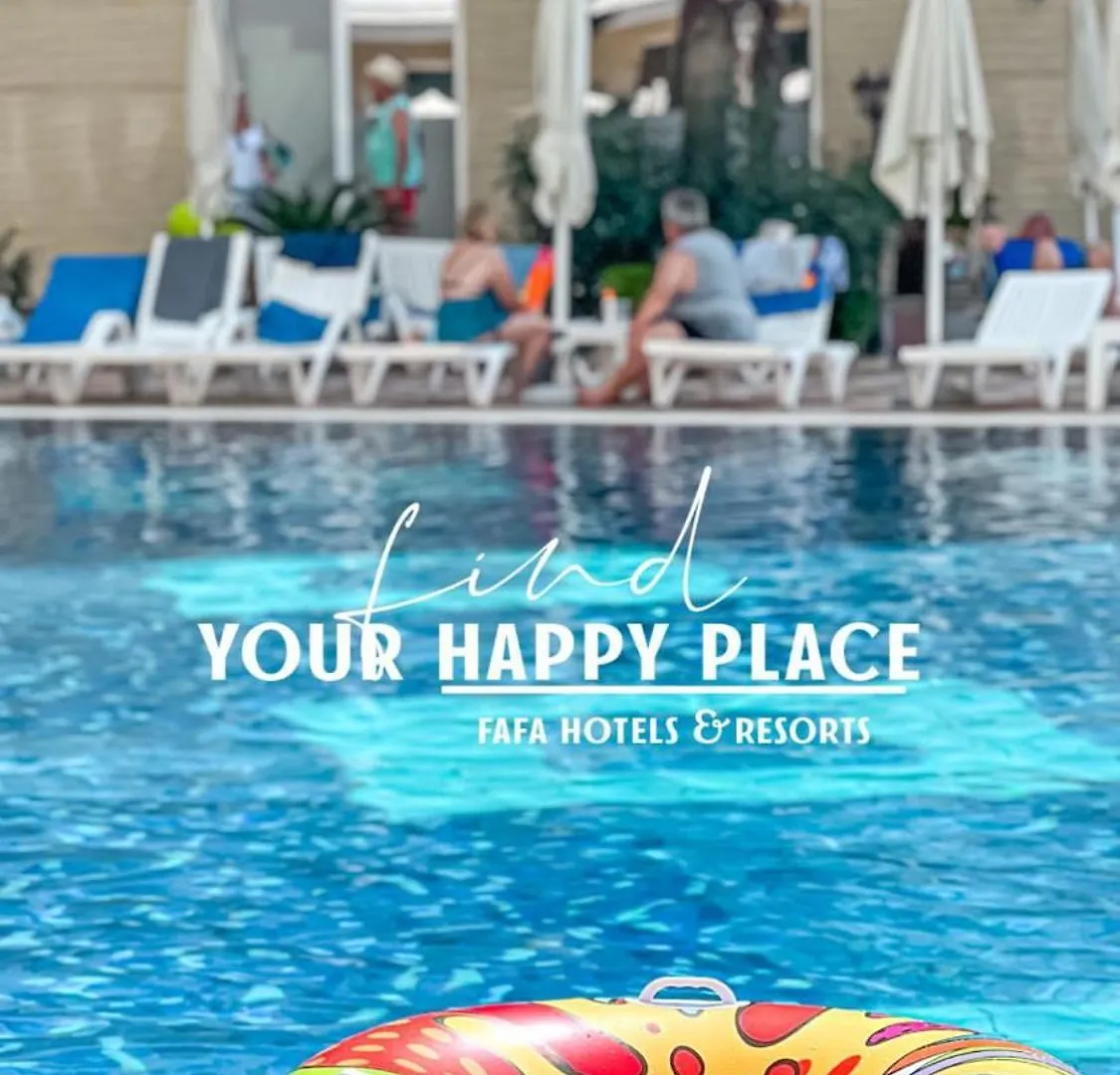 Fafa Aqua Blue Hotel Golem